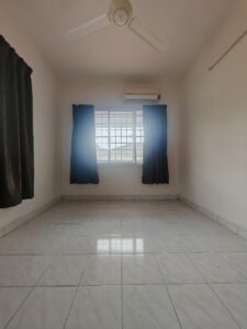 Double Storey End Lot, Taman Duyung, Seremban